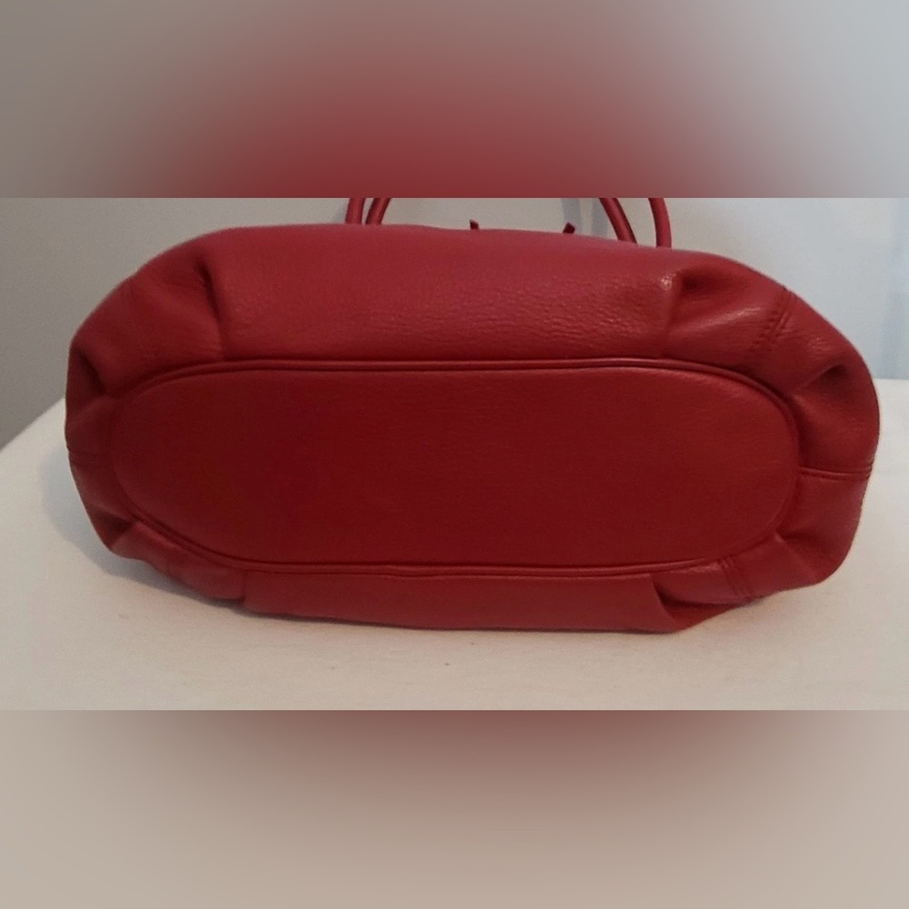 MICHAEL Michael Kors East West Ring Red Pebbled Leather Tote Shoulder Bag - Picture 7 of 16